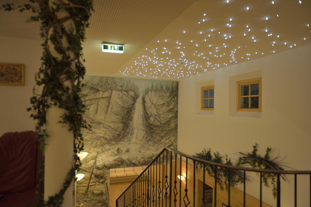 Hotel Traube Sankt Gallenkirch Exterior foto